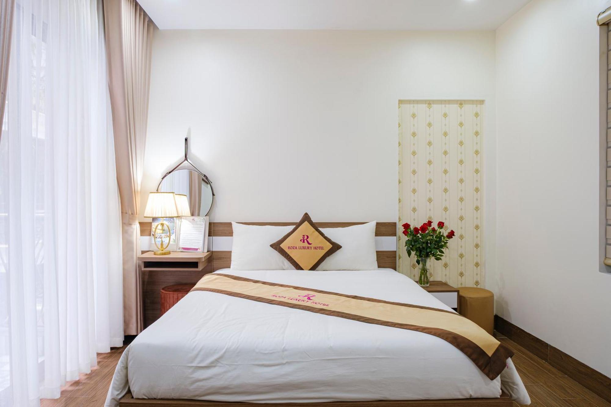 Roza Palace Cat Ba Chan Chau 외부 사진